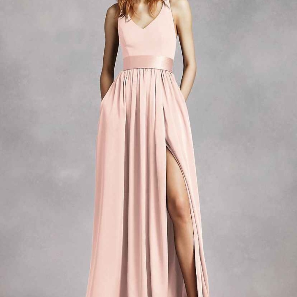Vera Wang V NECK HALTER GOWN - Blush - Size 4